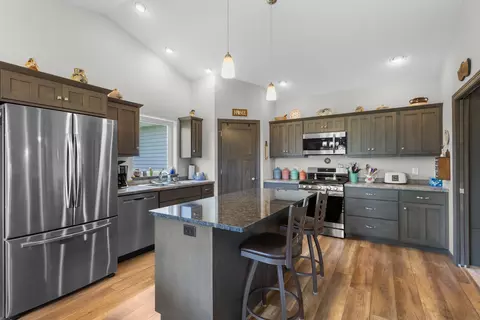 Kitchen - 4120 Hanover St, Plover, WI 54467 photo 2 of 6