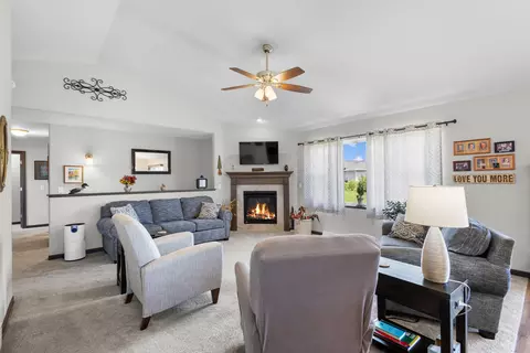 Living - 4120 Hanover St, Plover, WI 54467 photo 5 of 9