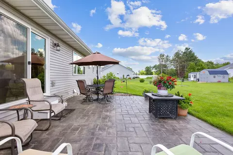 Exterior - 4120 Hanover St, Plover, WI 54467 photo 8 of 13