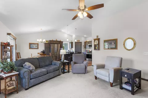 Living - 4120 Hanover St, Plover, WI 54467 photo 4 of 9