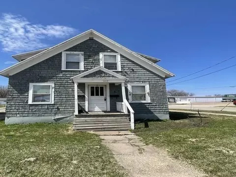 200 S Peach Ave, Marshfield, WI 54449