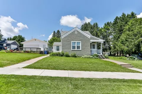 101 Caroline St, Athens, WI 54411