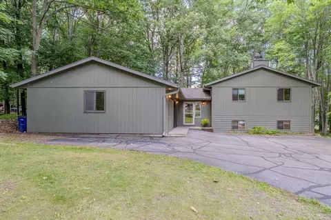 152660 Parrot Ln, Wausau, WI 54401