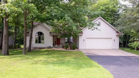 150860 Trumpeter Ln, Wausau, WI 54401