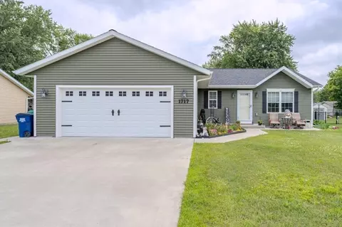 1717 Mortenson Dr, Wausau, WI 54401