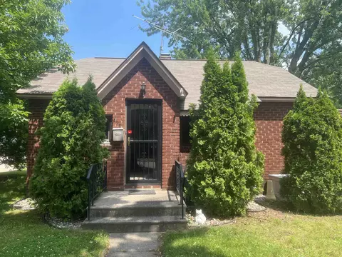 516 W Wausau Ave, Wausau, WI 54401