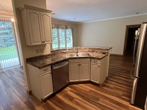 5209 Pine St, Weston, WI 54476 photo 6