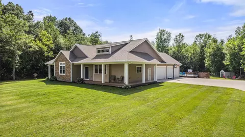 4125 Sonday Dr, Amherst Junction, WI 54407