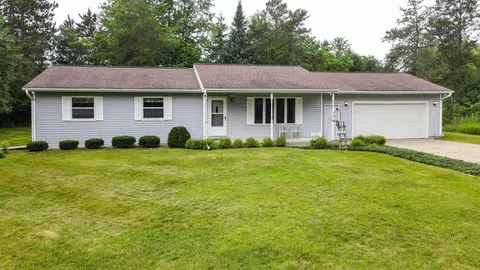 1578 Skyline Dr, Stevens Point, WI 54482