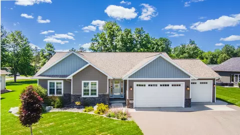 5104 Look St, Weston, WI 54476
