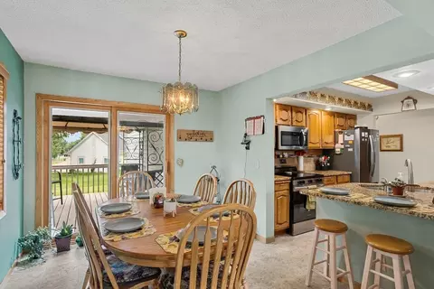 Dining - 312 E 17th St, Marshfield, WI 54449 photo 1 of 1