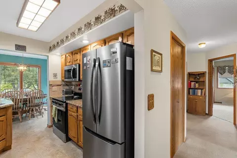 Entry Way - 312 E 17th St, Marshfield, WI 54449 photo 3 of 3