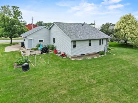 Exterior - 312 E 17th St, Marshfield, WI 54449 photo 6 of 6