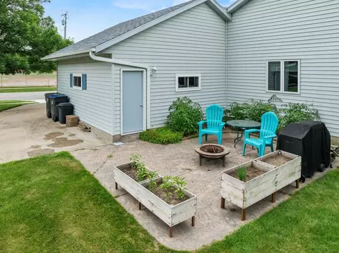 Exterior - 312 E 17th St, Marshfield, WI 54449 photo 5 of 6