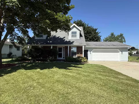 707 S Goldenrod Dr, Appleton, WI 54914 photo 2