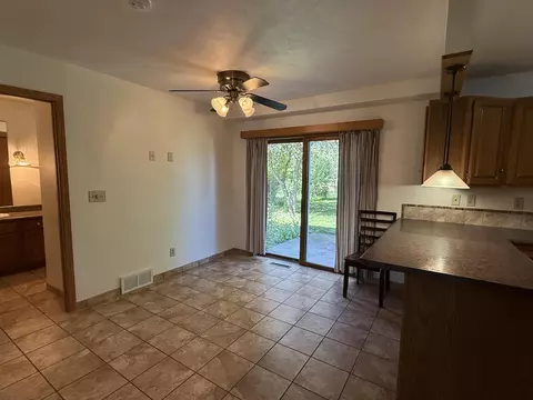707 S Goldenrod Dr, Appleton, WI 54914 photo 12