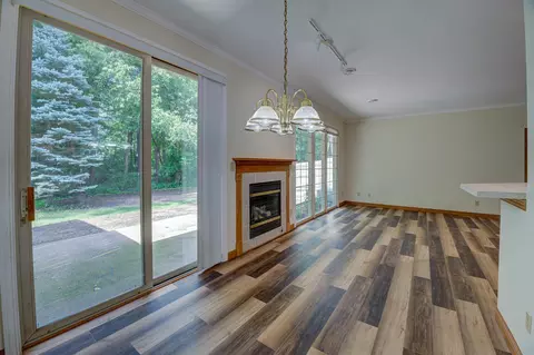Living - 5211 Pine St, Weston, WI 54476 photo 5 of 7