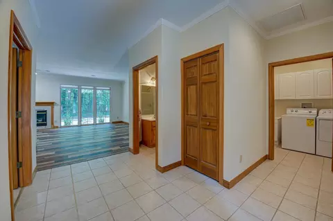 Entry Way - 5211 Pine St, Weston, WI 54476 photo 1 of 2