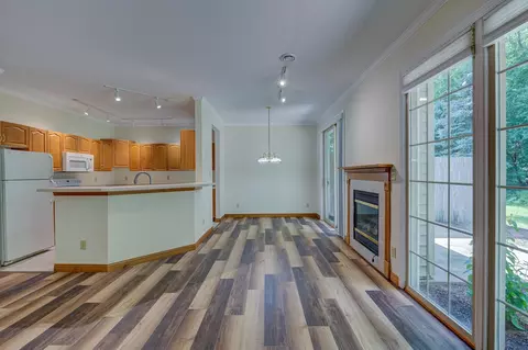 Living - 5211 Pine St, Weston, WI 54476 photo 3 of 7