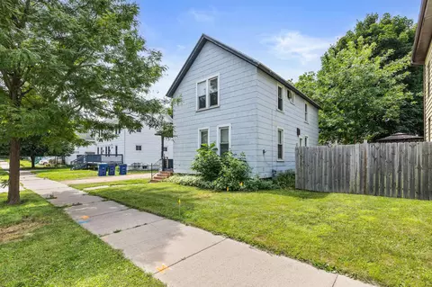 1316 N 5th St, Wausau, WI 54403