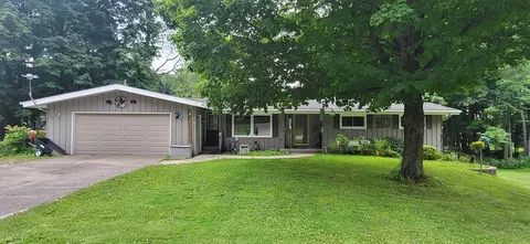 713 W Summit St, Wittenberg, WI 54499