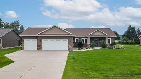 3775 Cumberland Dr, Plover, WI 54467