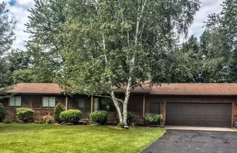 1150 Custer Sq, Stevens Point, WI 54482