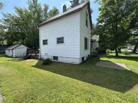 Exterior - 525 3rd St E, Owen, WI 54460 photo 2 of 4