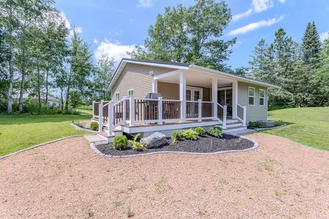 176310 Tops Rd, Hatley, WI 54440