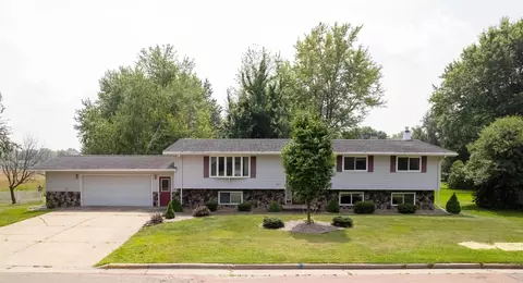 607 E Clark St, Spencer, WI 54479