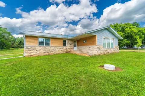 190 County Rd N, Birnamwood, WI 54414