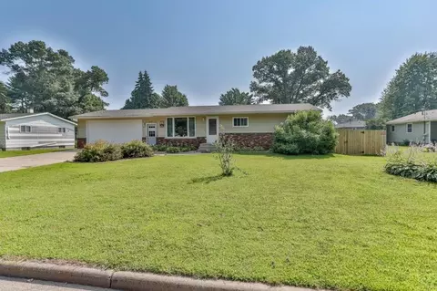 808 15th St, Mosinee, WI 54455