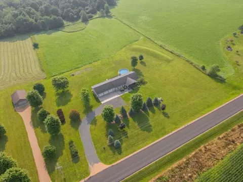 230897 N 136th Ave, Marathon, WI 54448
