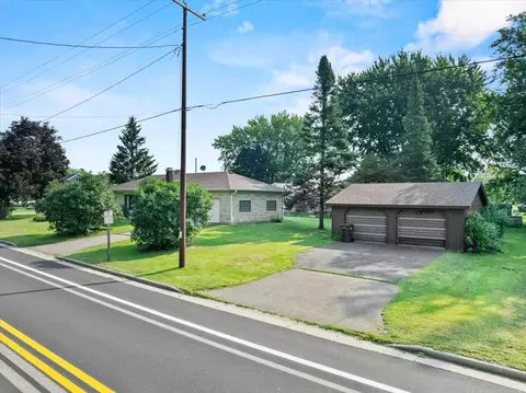 10976 Main St, Hewitt, WI 54441