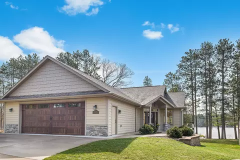 670 Private Beach Trl, Wisconsin Rapids, WI 54494