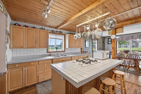 5178 County Road H, Junction City, WI 54443