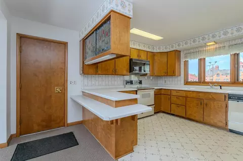 Kitchen - 705 E Main St, Merrill, WI 54452 photo 6 of 8