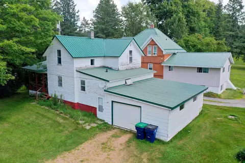 201 E Degner St, Athens, WI 54411
