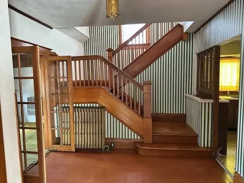 Entry Way - 113 S Cherry Ave, Marshfield, WI 54449 photo 2 of 3