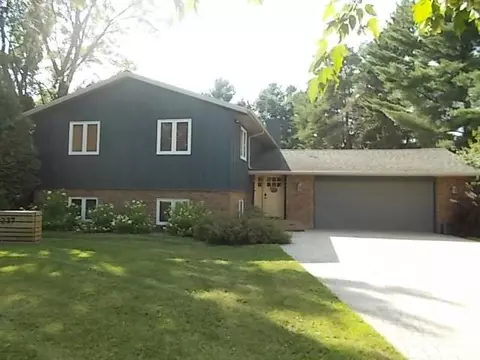 n1237 Wisconsin River Road, Merrill, WI 54452