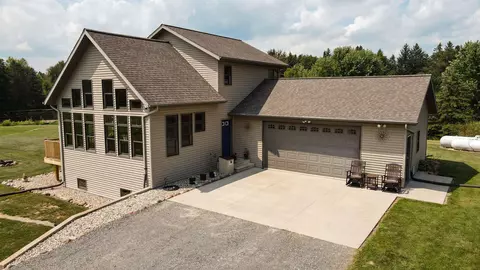 n6333 Buchholz Road, Manawa, WI 54949