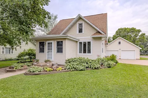 227 N 3rd Ave, Edgar, WI 54426