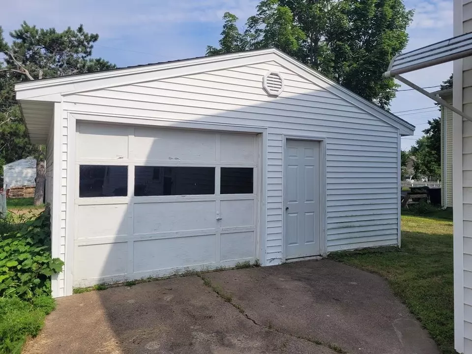 Exterior - 1131 S 5th Ave, Wausau, WI 54401 photo 7 of 7