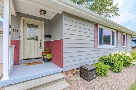 1010 Henrietta St, Wausau, WI 54403