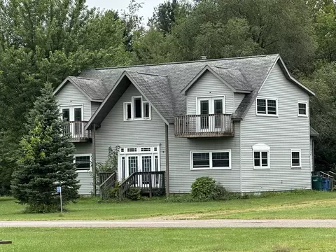 8420 Klondyke St, Bancroft, WI 54921