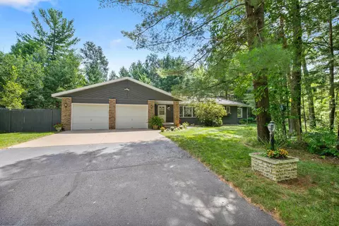 2801 Parkway Dr, Stevens Point, WI 54481