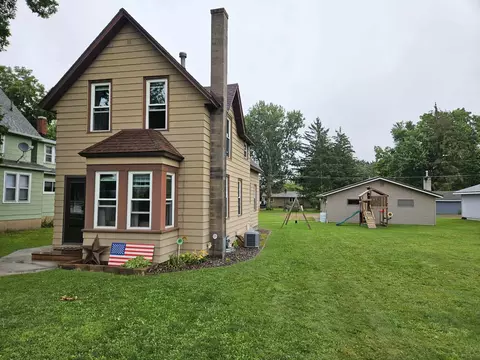 311 N Maple Ave, Marshfield, WI 54449