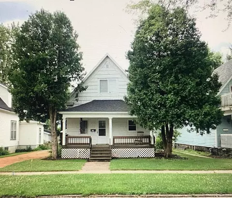 509 S Vine Ave, Marshfield, WI 54449