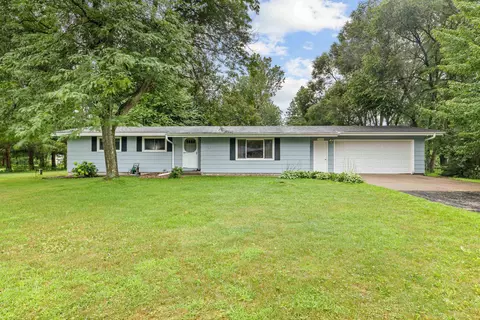 1542 Holiday Ct, Stevens Point, WI 54482