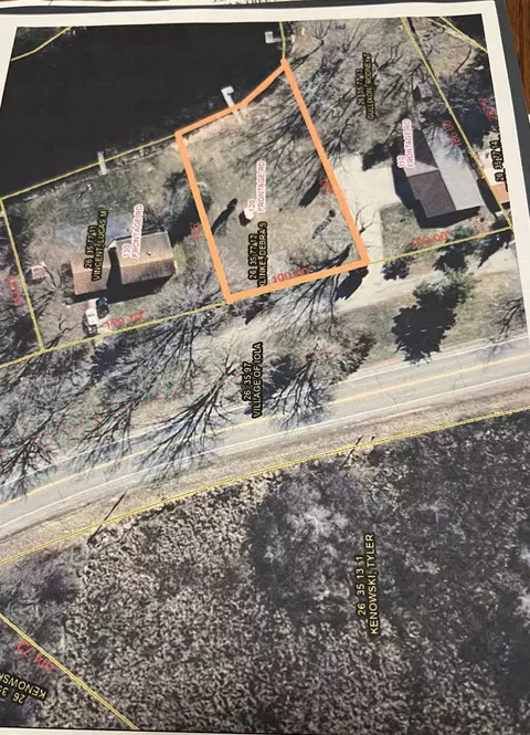 120 Frontage Rd, Iola, WI 54945 photo 9